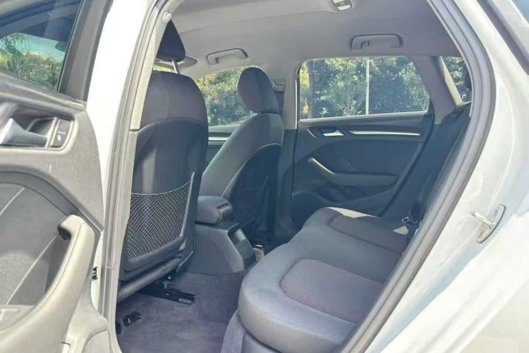 奥迪A3 2019款 Sportback 35 TFSI 进取型 国V中控内饰21