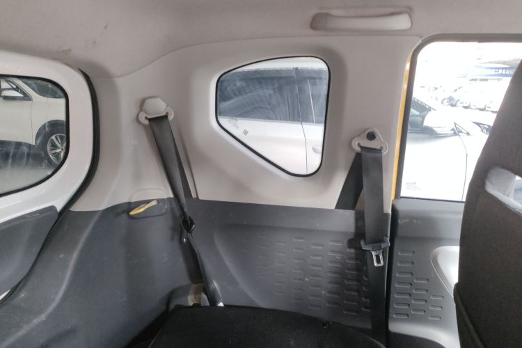 五菱汽车 宏光MINIEV 2021款 马卡龙臻享款 三元锂中控内饰49