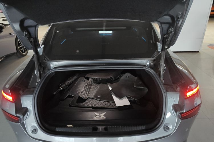 小鹏P7 2022款 480N+局部细节23