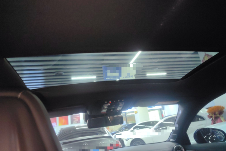 奔驰CLA AMG 2022款 AMG CLA 45 S 4MATIC+  55周年纪念版中控内饰22