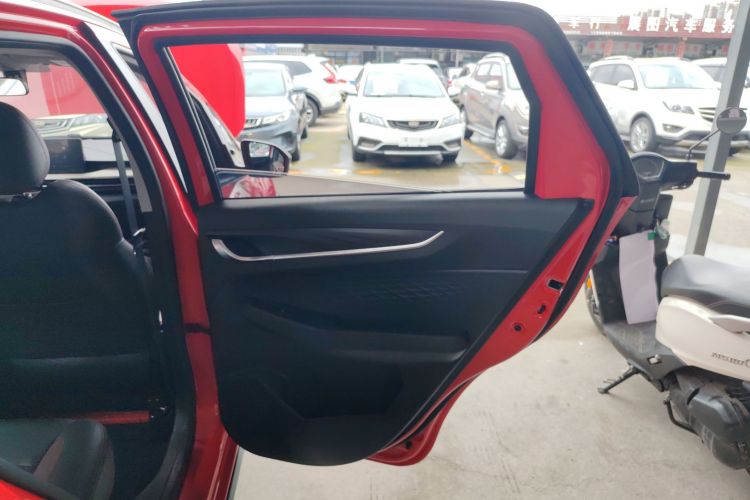 吉利汽车 远景X3 2021款 PRO 1.5L CVT尊贵型中控内饰45