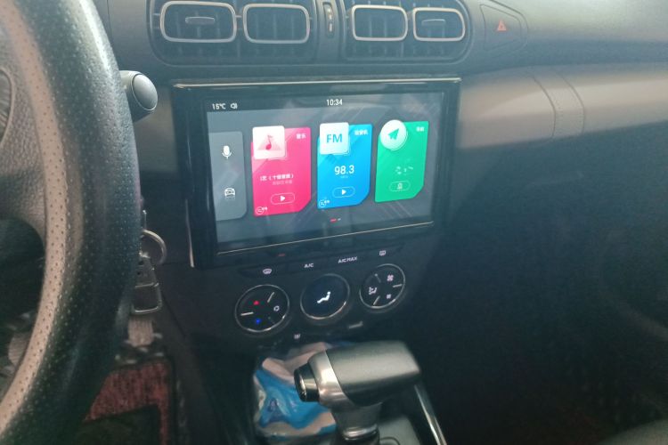 雪铁龙C3-XR 2019款 230THP DCT越领版中控内饰16