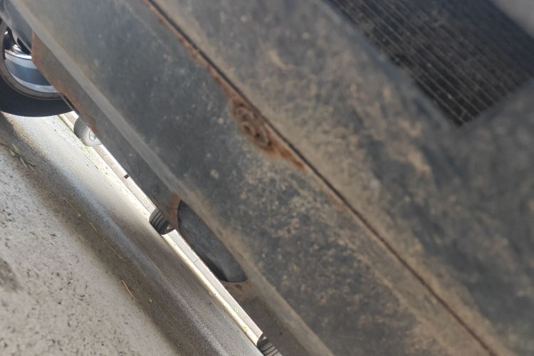 宝骏730 2014款 1.5L 手动舒适ESP版 7座局部细节9008