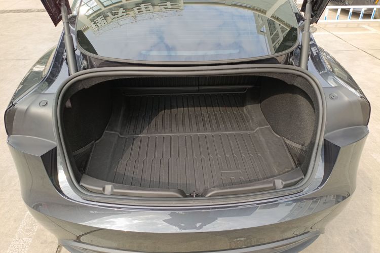 特斯拉 Model 3 2025款 后轮驱动版局部细节23