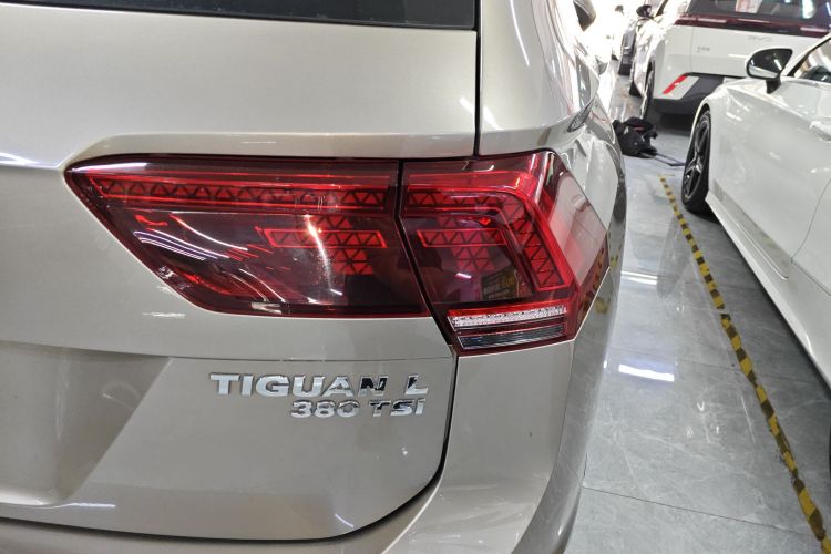 大众 途观L 2017款 380TSI 自动四驱豪华版车身外观6001