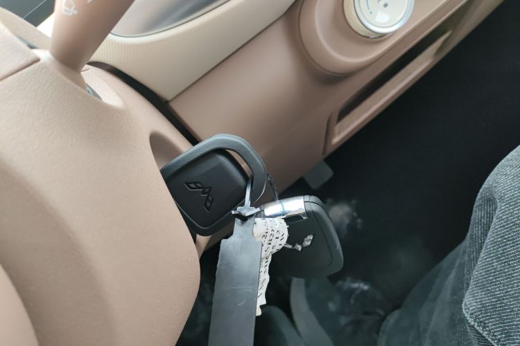 五菱汽车 宏光MINIEV 2025款 四门版 进阶款中控内饰11