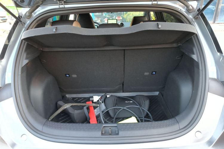 比亚迪 海豚 2023款 420km 时尚版机舱底盘23