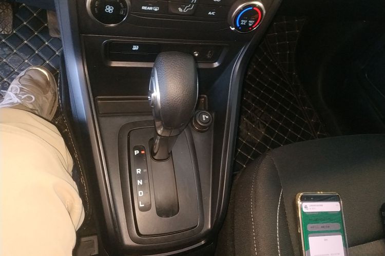 福特 翼搏 2018款 1.5L 自动精翼型中控内饰18