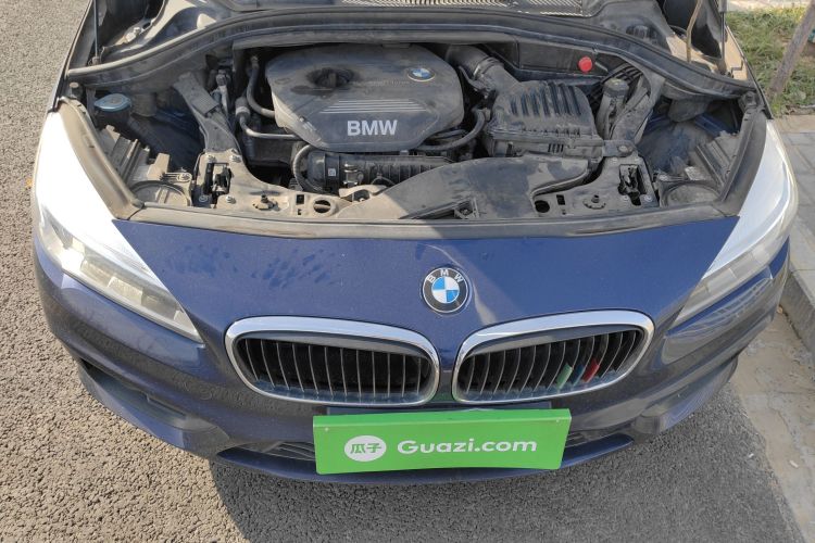 宝马2系旅行车 2016款 218i 领先型局部细节24