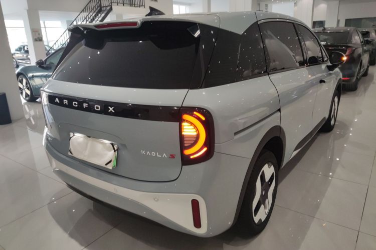 ARCFOX极狐 极狐考拉S 2024款 AIR车身外观6005