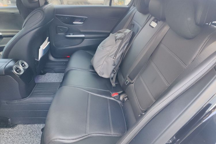 奔驰C级 2024款 C 260 L中控内饰7004