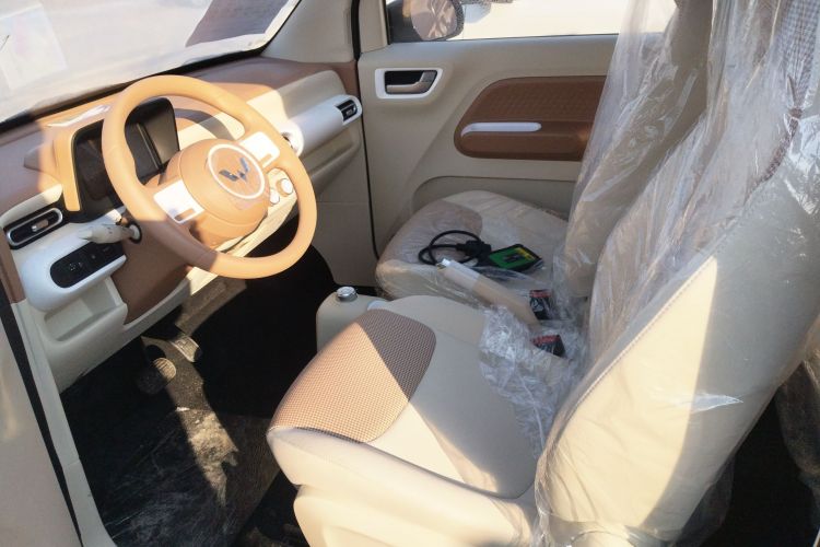 五菱汽车 宏光MINIEV 2024款 第三代 215km 青春版中控内饰19