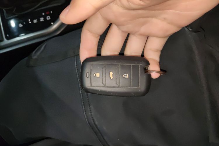 长安 逸动 2016款 1.6L GDI 自动劲尚型中控内饰7001