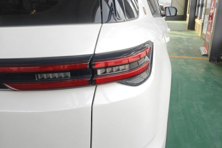 长安CS55PLUS 2021款 蓝鲸版 1.5T DCT豪华型车身外观6006