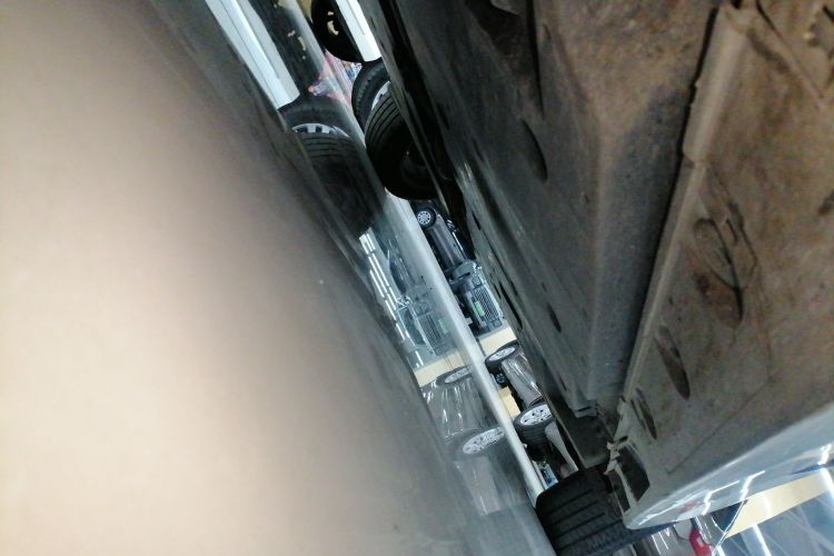 丰田 亚洲龙 2019款 2.0L 进取版 国VI局部细节9002