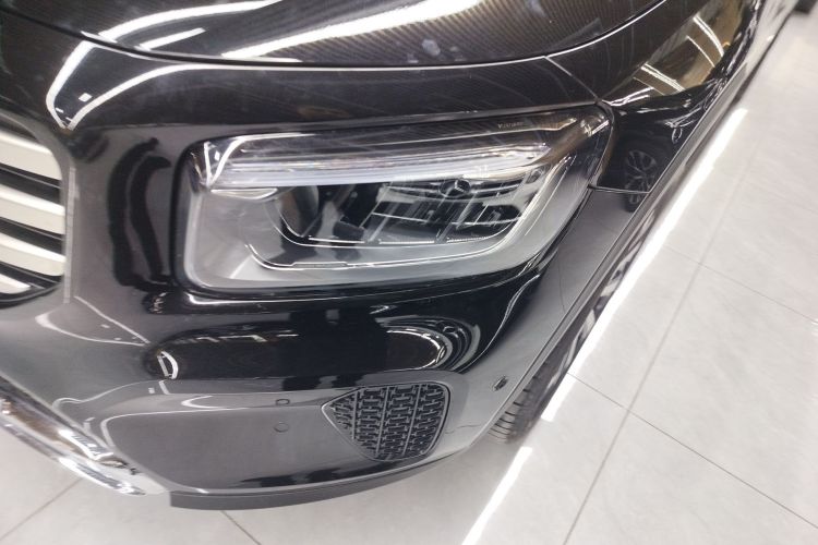 奔驰GLB 2024款 改款 GLB 220 时尚型局部细节36