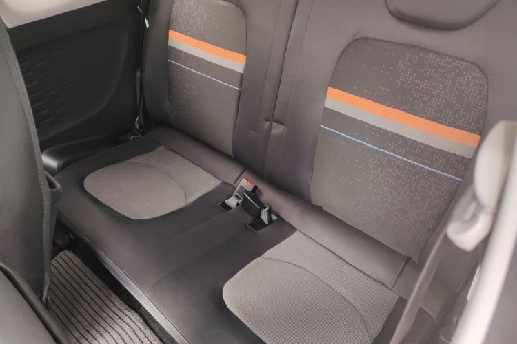 五菱汽车 宏光MINIEV 2020款 悦享款 磷酸铁锂中控内饰21