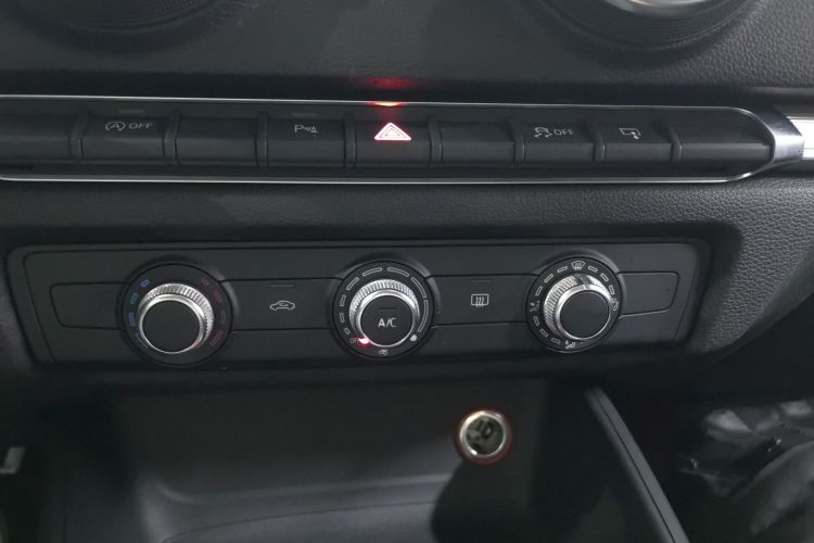 奥迪A3 2016款 Sportback 35 TFSI 领英型局部细节16