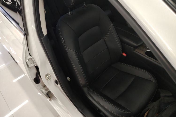 日产 天籁 2021款 2.0L XL 舒适版局部细节41