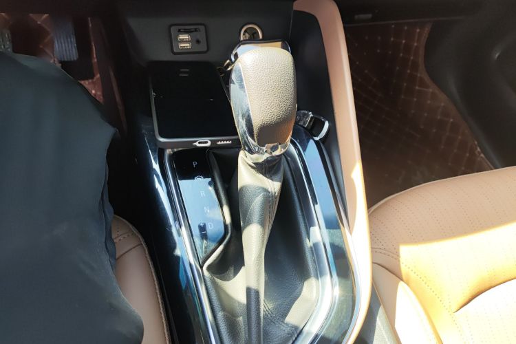 别克GL6 2021款 323T 轻混动互联豪华型局部细节18