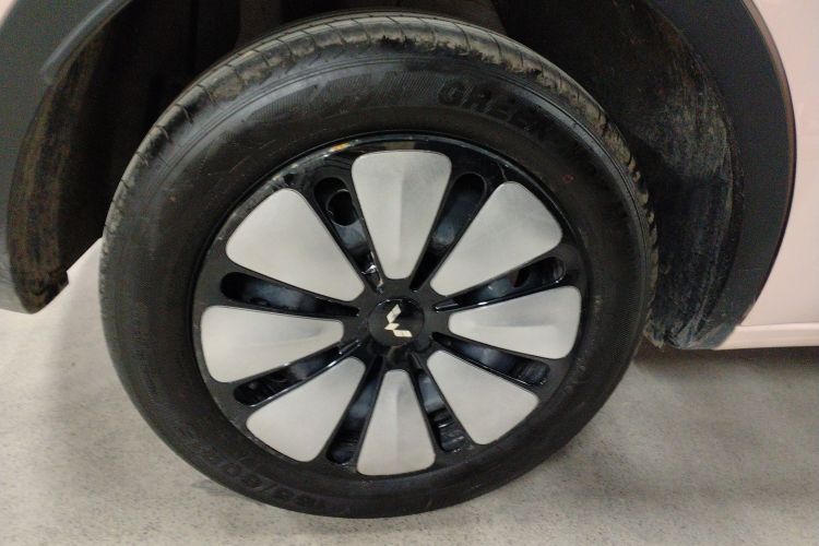 五菱汽车 五菱缤果 2023款 410km 灵犀尊享款车身外观6008