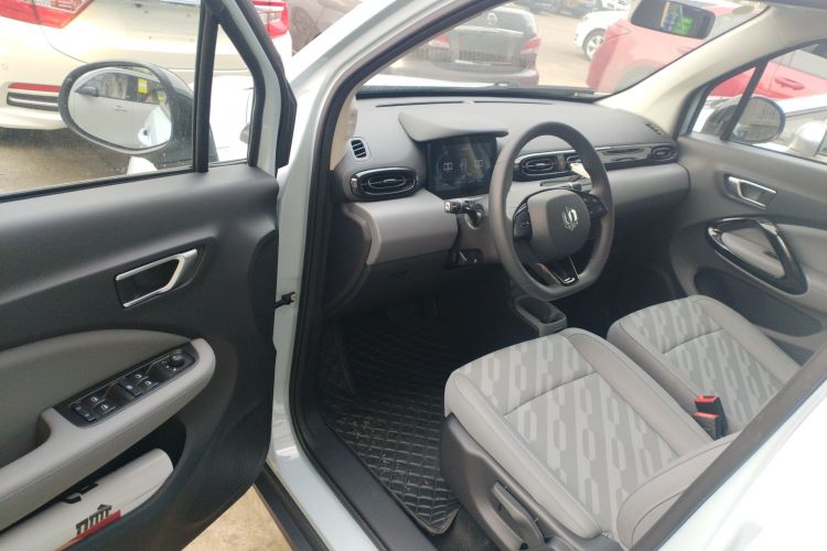 零跑汽车 零跑T03 2025款 403舒享版中控内饰20