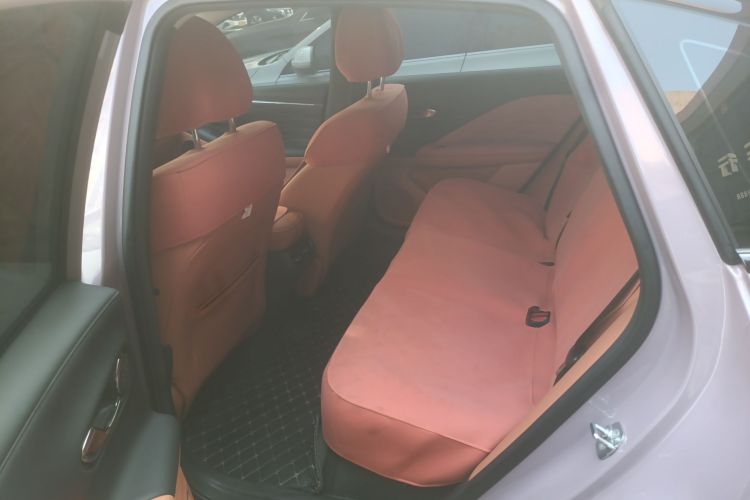 埃安 AION RT 2025款 520智豪版中控内饰7004