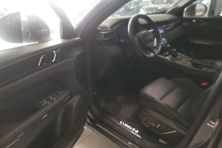 领克01 EM-P 2023款 1.5TD EM-P PM中控内饰7003