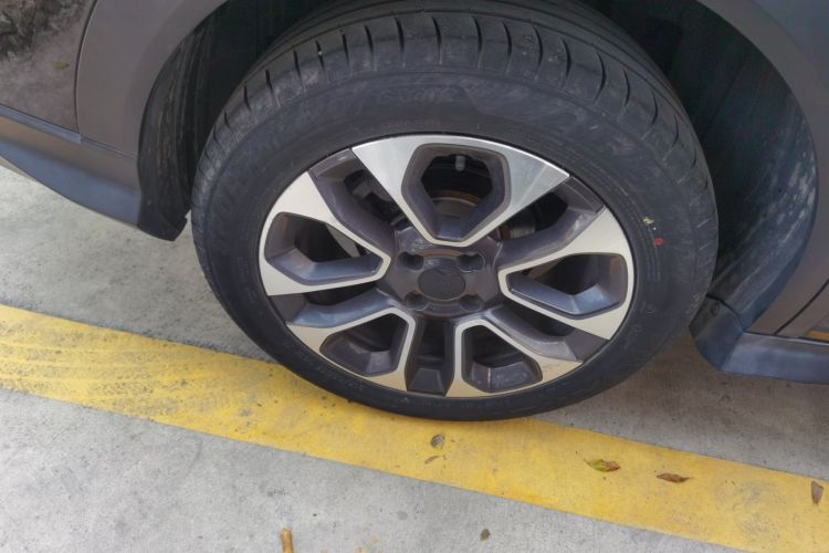 东风风神 奕炫GS 2021款 230T 自动追曜武士版车身外观6008