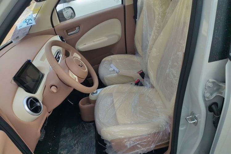 五菱汽车 宏光MINIEV 2025款 四门版 进阶款中控内饰19