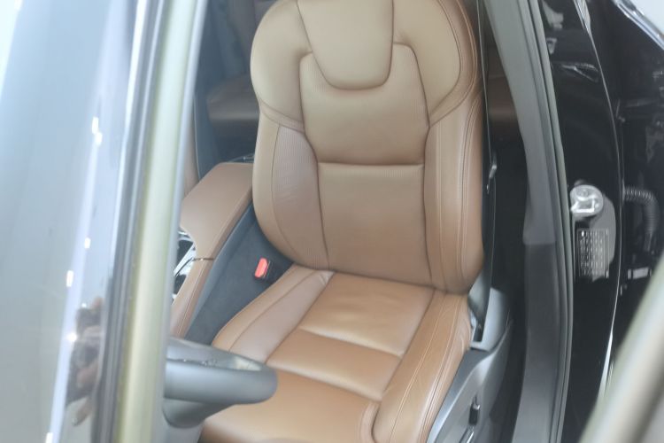 沃尔沃XC90 2023款 B6 智雅豪华版 7座局部细节19