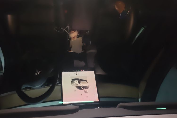 特斯拉 Model 3 2021款 改款二 Performance高性能全轮驱动版中控内饰22