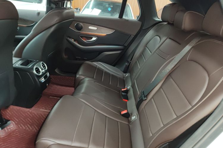 奔驰GLC 2022款 改款二 GLC 260 L 4MATIC 豪华型中控内饰21