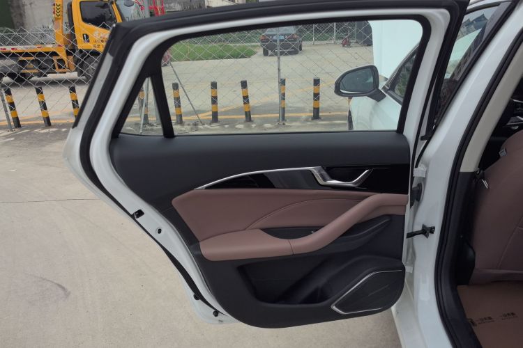 奔腾B70 2024款 龙腾版 1.5T 领跃型中控内饰49