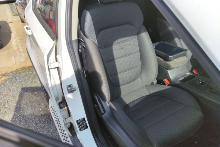 名爵 锐腾 2015款 1.5TGI 手动精英版局部细节41