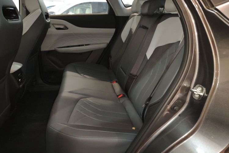 长安UNI-Z新能源 2024款 蓝鲸智电iDD 125km 卓越型中控内饰21