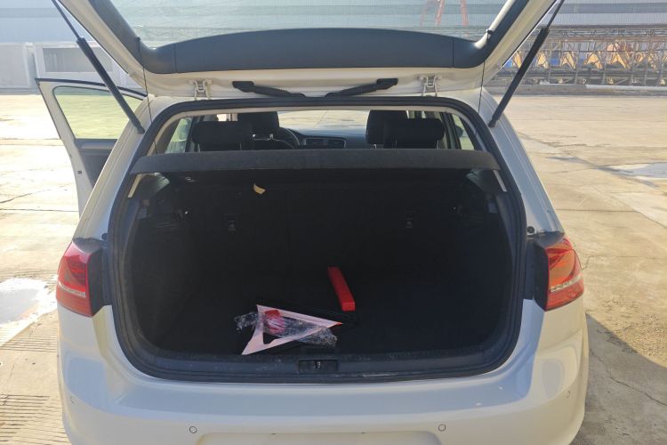 大众 高尔夫 2016款 1.6L 自动时尚型局部细节23