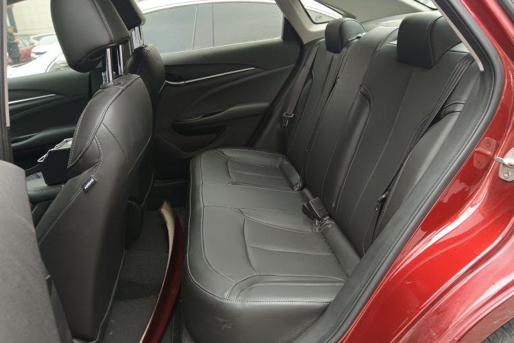 别克 英朗 2021款 改款 典范 1.5L 自动精英型中控内饰7004