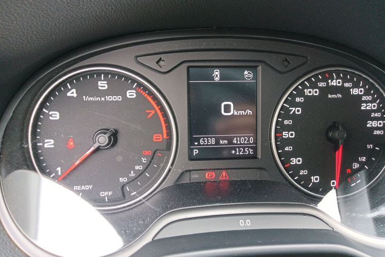 奥迪Q2L 2023款 35TFSI 时尚动感型中控内饰14