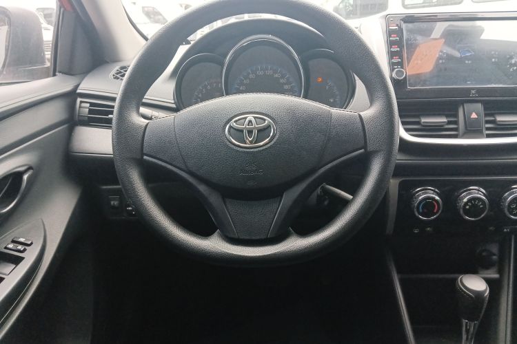 丰田 威驰 2019款 1.5L CVT创行版中控内饰13