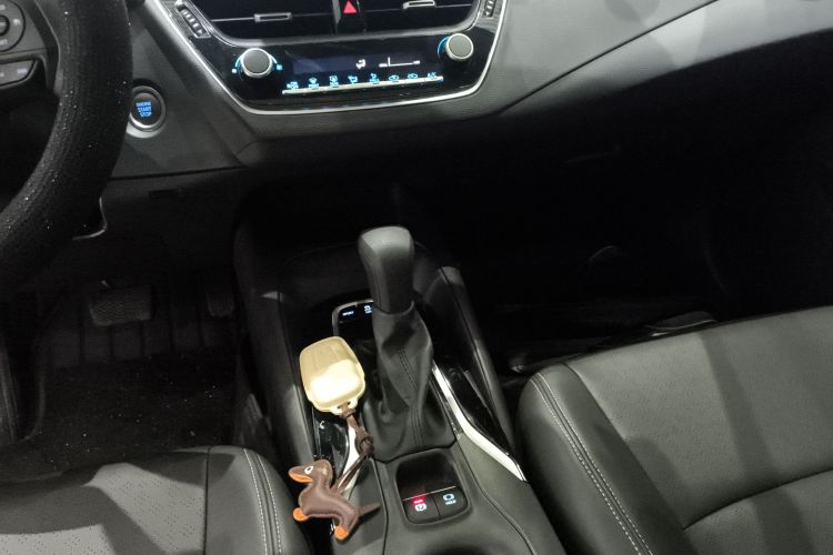 丰田 雷凌 2024款 185T CVT豪华版中控内饰18