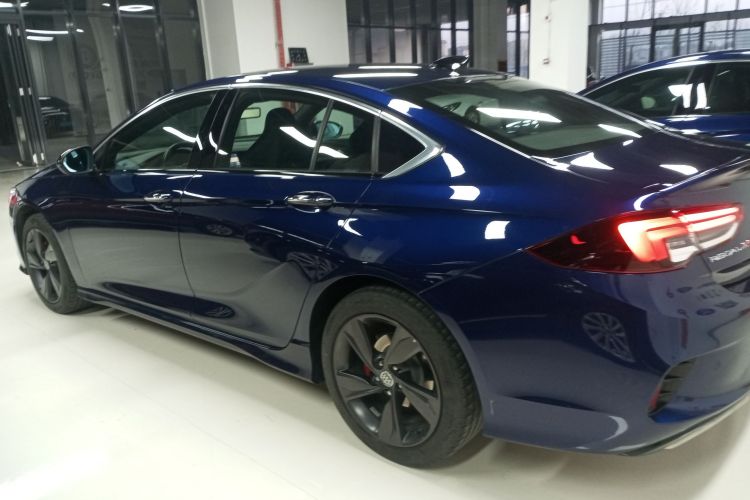 别克 君威 2020款 GS 28T 精英型车身外观4