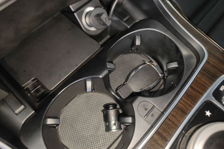 奔驰GLC 2016款 GLC 260 4MATIC 动感型中控内饰7001