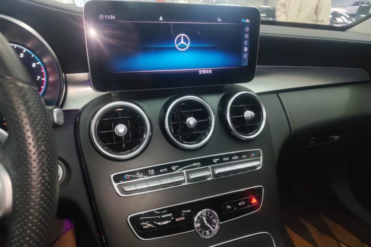 奔驰C级 2021款 C 260 L 运动星耀臻藏版局部细节16