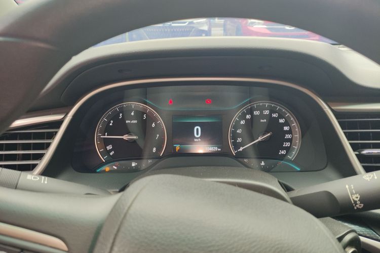 别克 英朗 2021款 改款 典范 1.5L 自动精英型中控内饰14