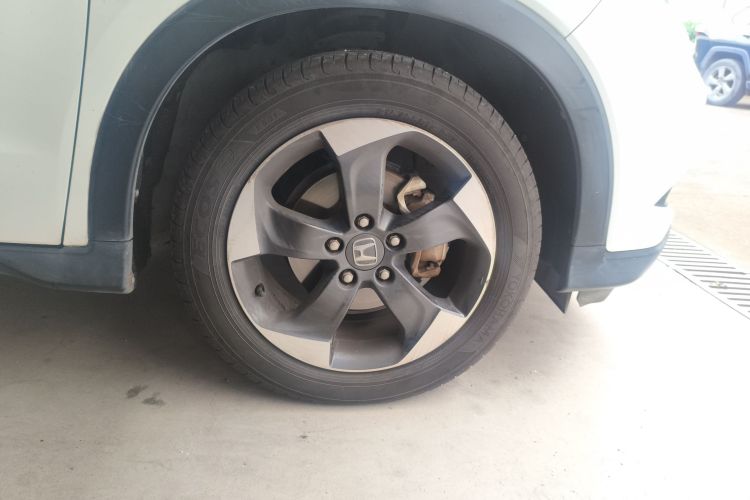 本田 缤智 2017款 1.8L CVT两驱先锋型车身外观6007