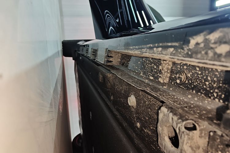 鸿蒙智行 智界S7 2024款 Pro局部细节9001