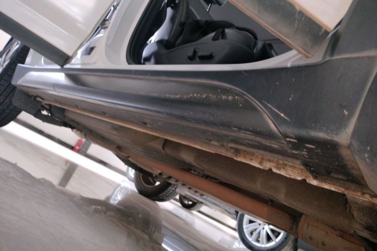 现代 途胜 2015款 1.6T 双离合四驱尊贵型局部细节9001