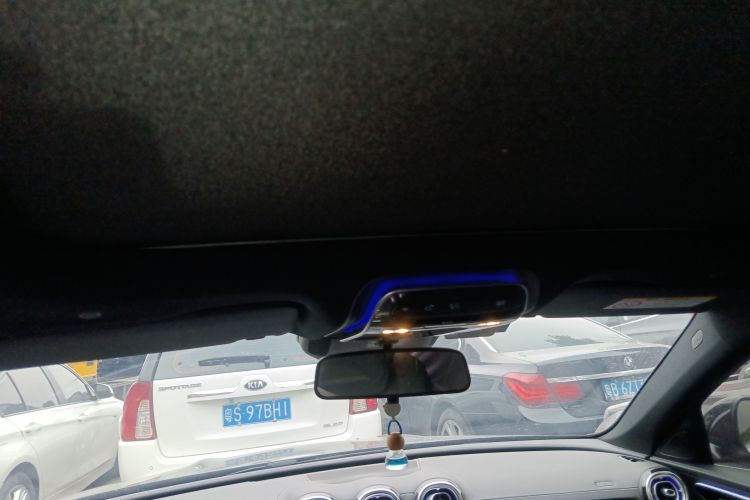 奔驰C级 2025款 C 260 L 运动版局部细节22