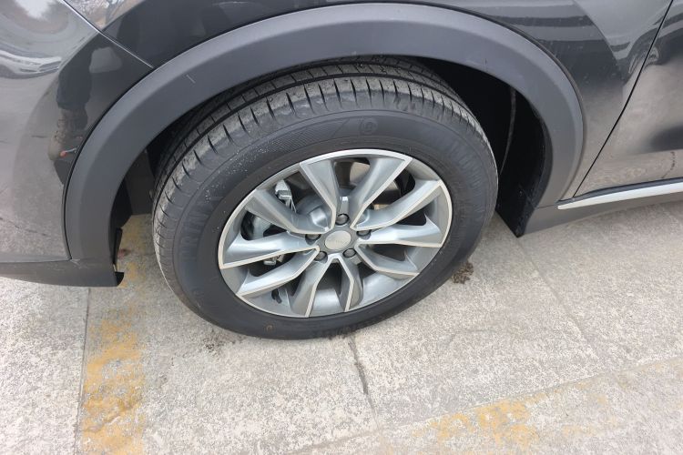 荣威RX5 2025款 PLUS 330TGI 自动领潮智惠版车身外观6007